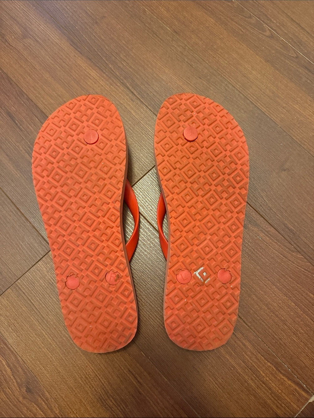 Tory Burch Red Logo Pattern Flip Flops with Gold Medallions - Picture 2 of 3